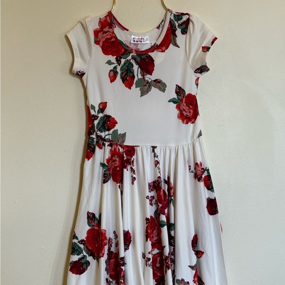 Dot Dot Smile Floral Dress - Picture 2 of 5